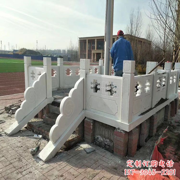 保定中领雕塑是一家专业的雕塑定制厂家,专注于…