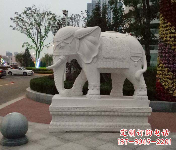 保定高贵优雅的汉白玉大象雕塑