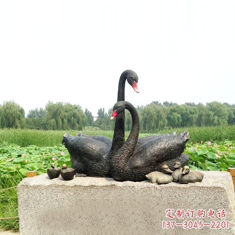 保定雕刻精致的天鹅铜雕摆件