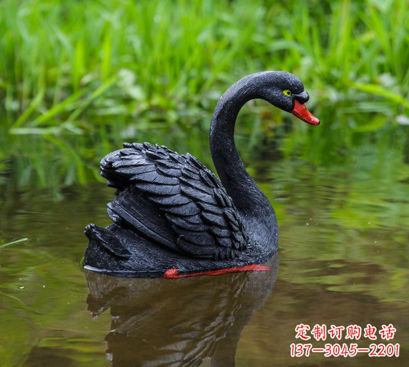保定精致风范:黑天鹅展翅玻璃钢仿真雕塑
