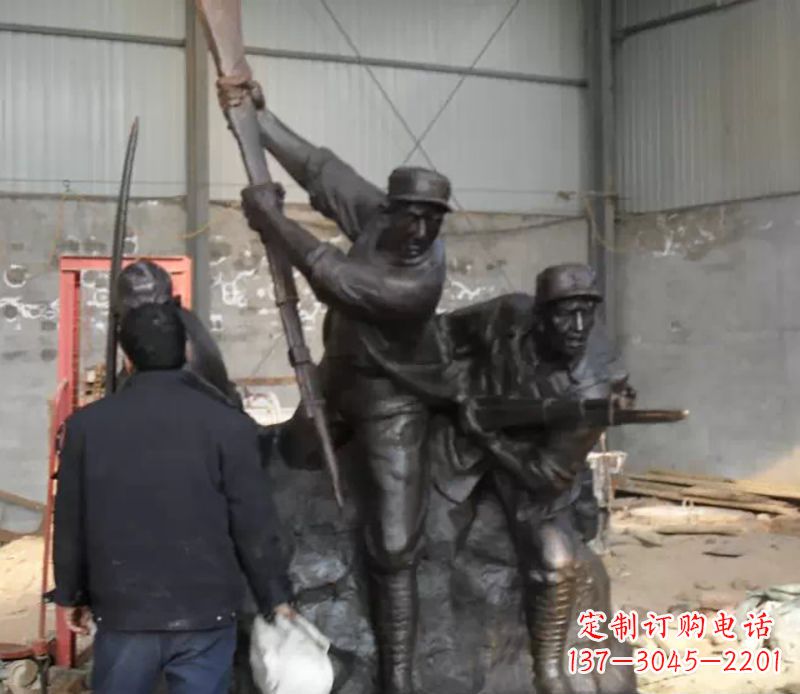 保定细腻精美的红军雕塑