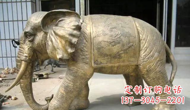 保定拥有好运的黄铜吉祥大象雕塑