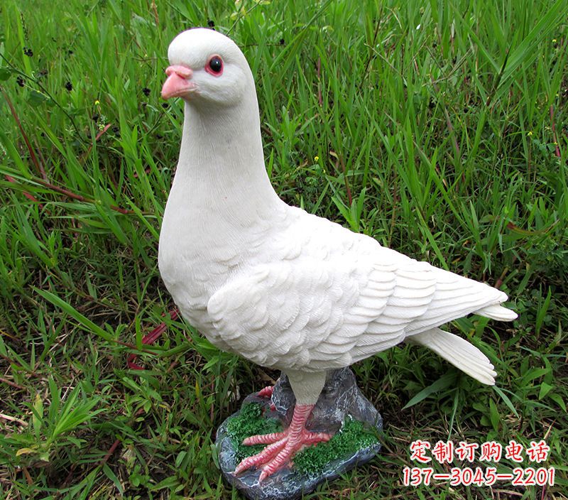 保定角斗士广场鸽子雕塑