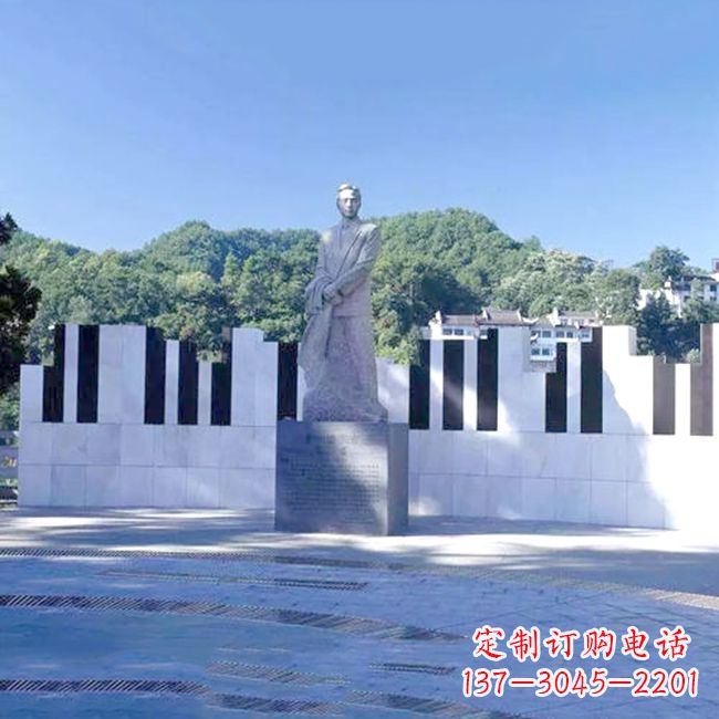 保定景区广场著名音乐家聂耳石雕像