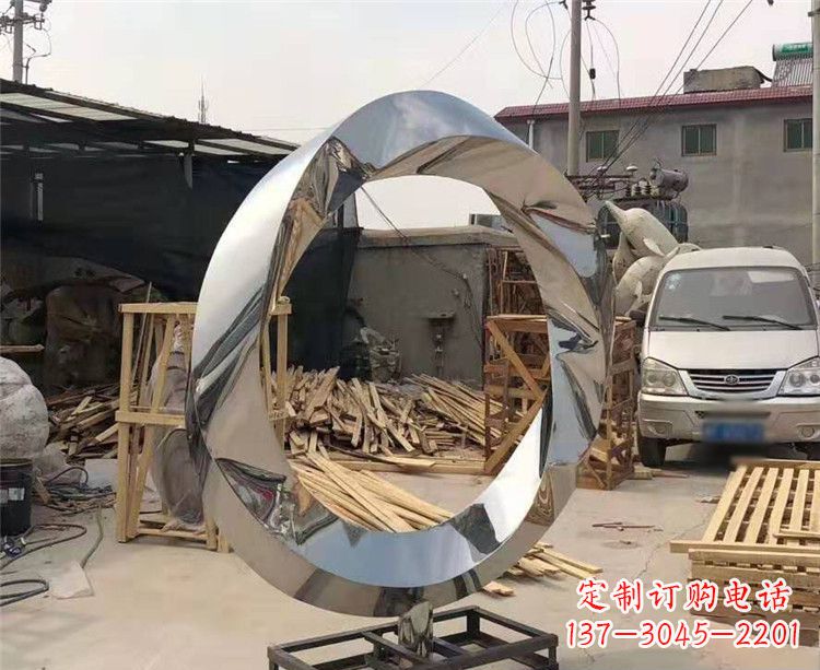保定镜面不锈钢几何圆环雕塑,经典永恒之美