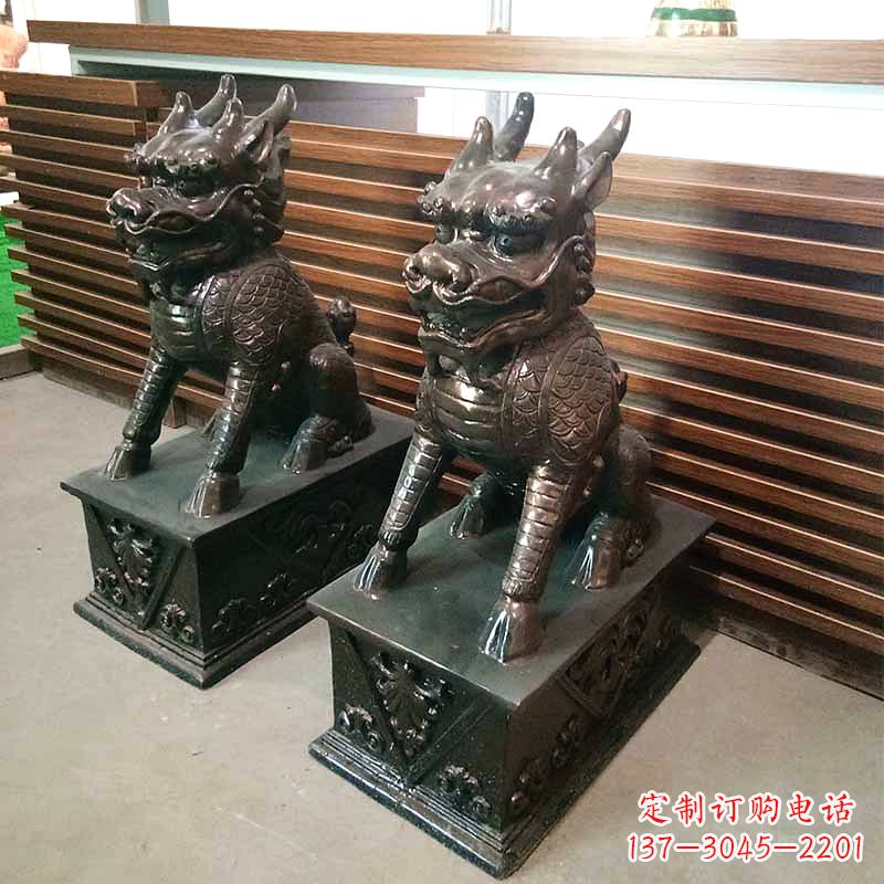 保定饰你家门口的瑞祥麒麟雕塑