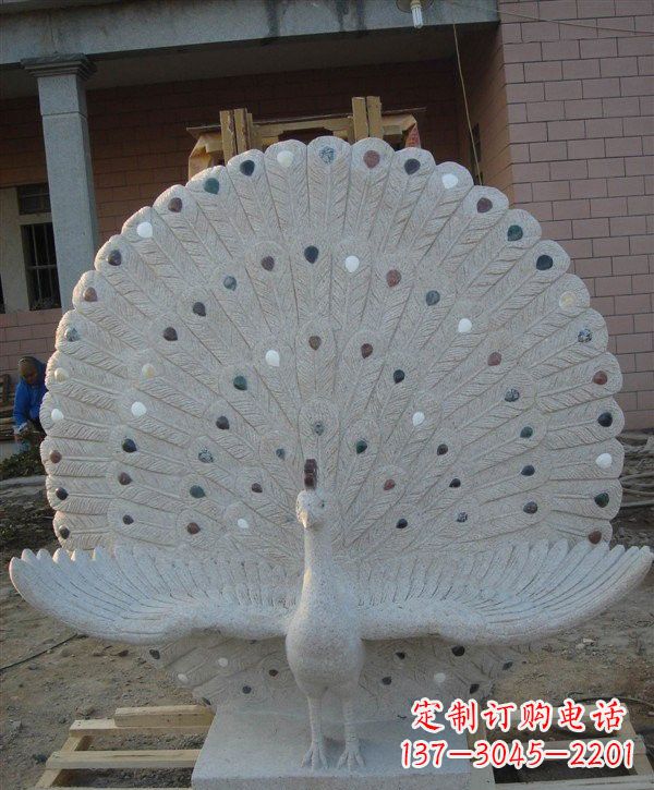 保定精美雕塑,定制孔雀开屏石雕