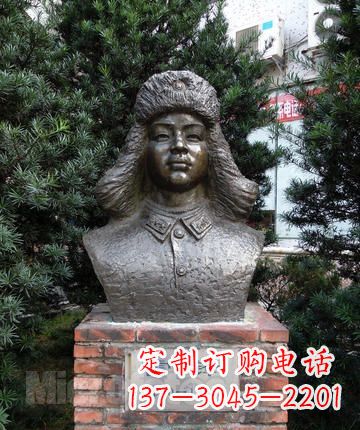 保定领雕塑:全国首创雷锋青铜胸像
