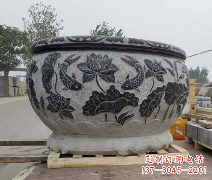 保定中领雕塑出品,精致仿古圆水缸雕塑