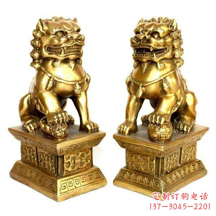 保定鎏金故宫狮子,精美而堂皇的雕塑