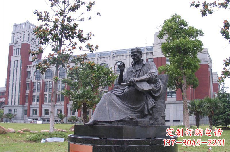 保定卢梭西方名人铜雕由中领雕塑定制,是一款完…
