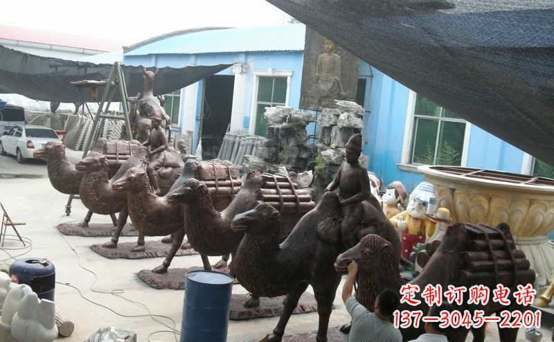保定骆驼公园动物铜雕魅力无限
