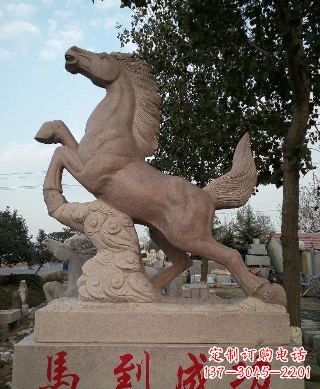 保定精美细腻的马到成功石雕塑