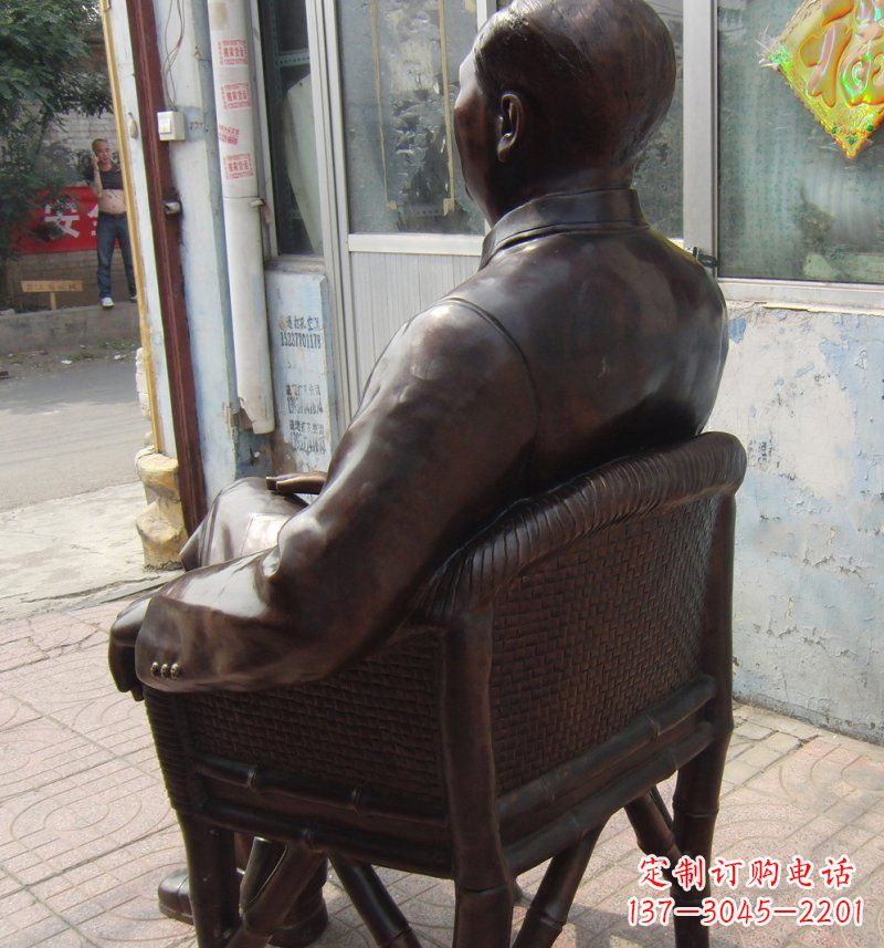 保定伟大领袖铜雕塑,缅怀毛主席伟大的一生