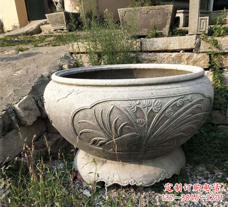 保定梅兰竹菊浮雕石水缸