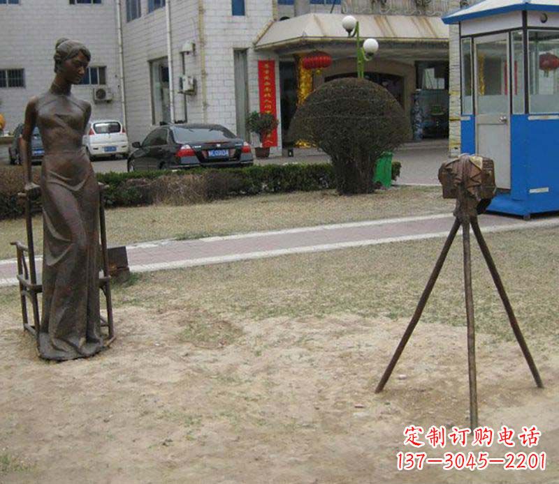 保定中领雕塑是一家专业从事美女铜雕定制的厂家…