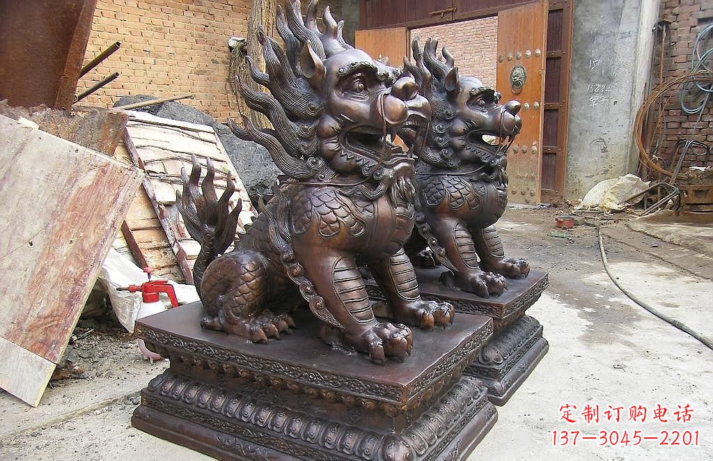 保定传统工艺精制–钜细工艺麒麟铜雕