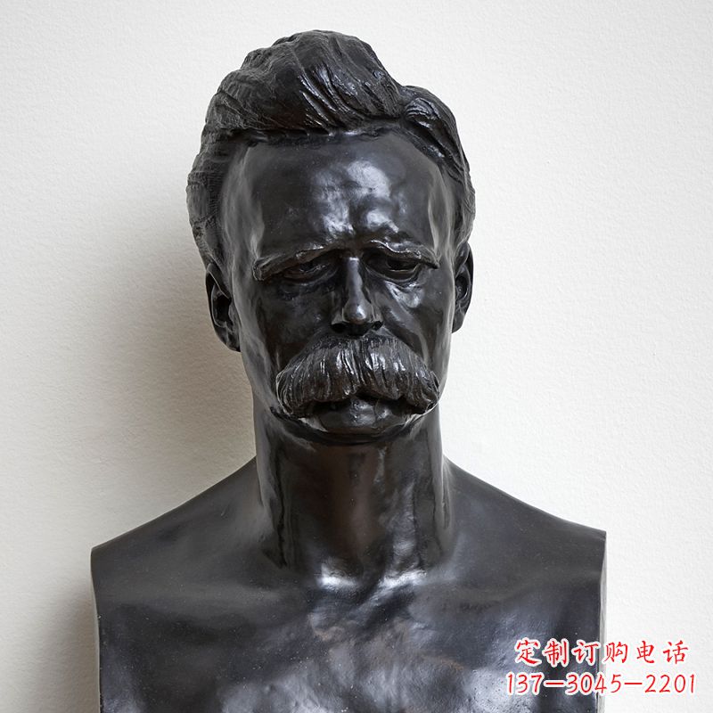 保定尼采石雕头像,独特而华丽