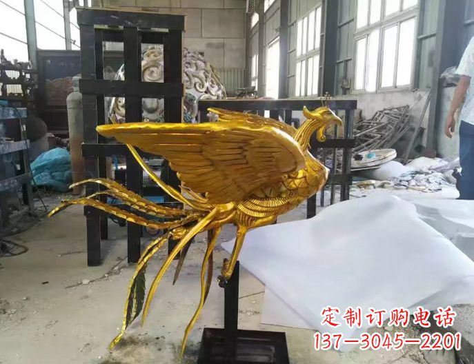 保定精美凤凰雕塑漆金无双