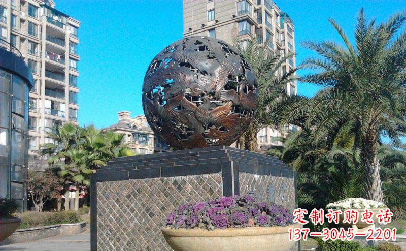 保定美轮美奂的凤凰铜雕
