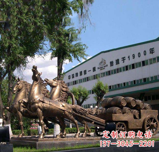 保定追求完美,华丽马车铜雕塑
