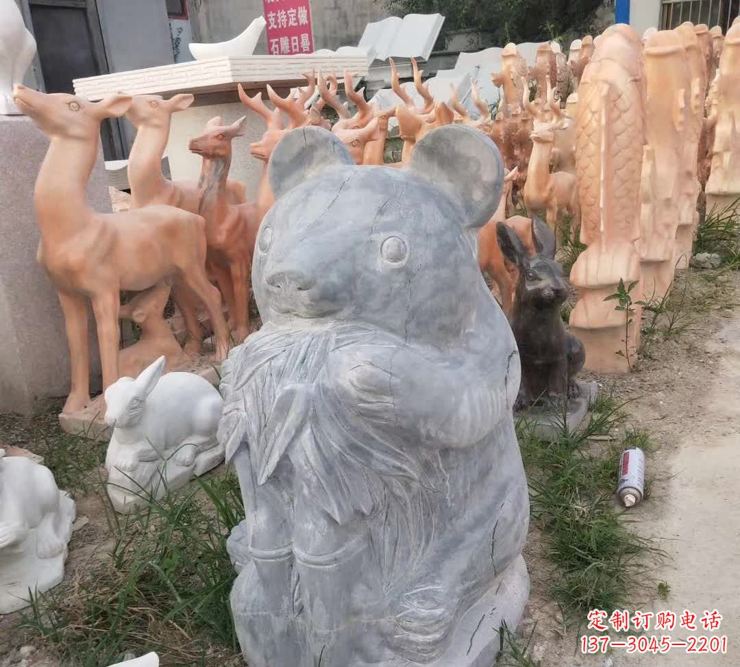 保定青石熊猫雕塑,传承古典文化