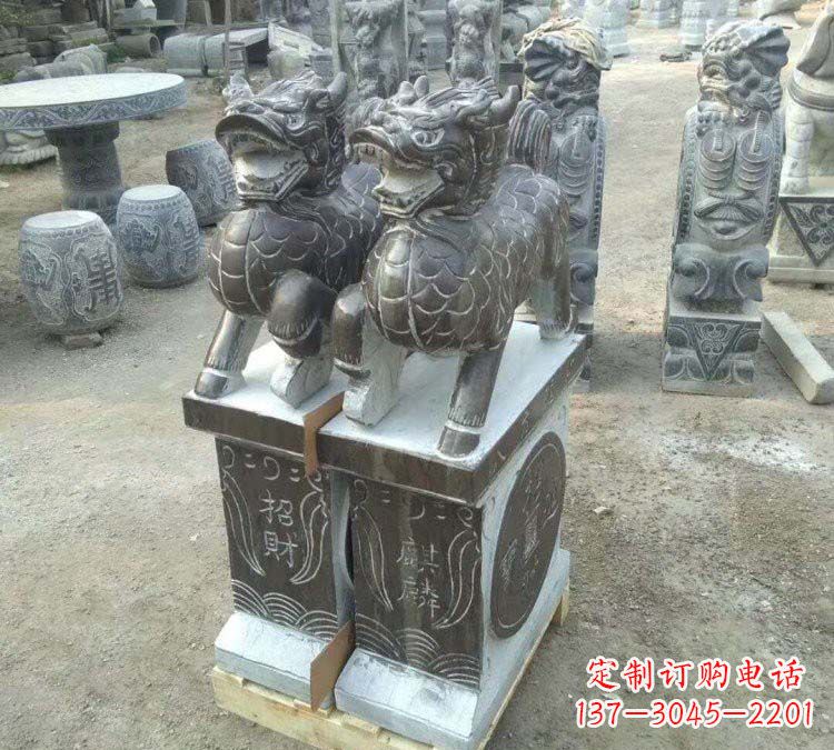 保定精美的青石门口麒麟雕塑