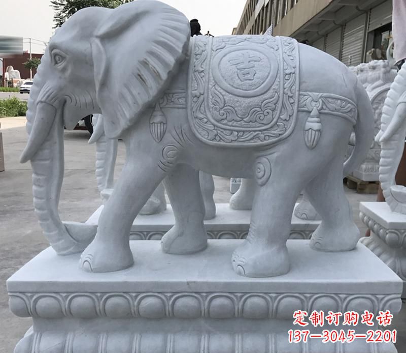 保定青石纳福动物大象雕塑,完美缔造家庭装饰风景