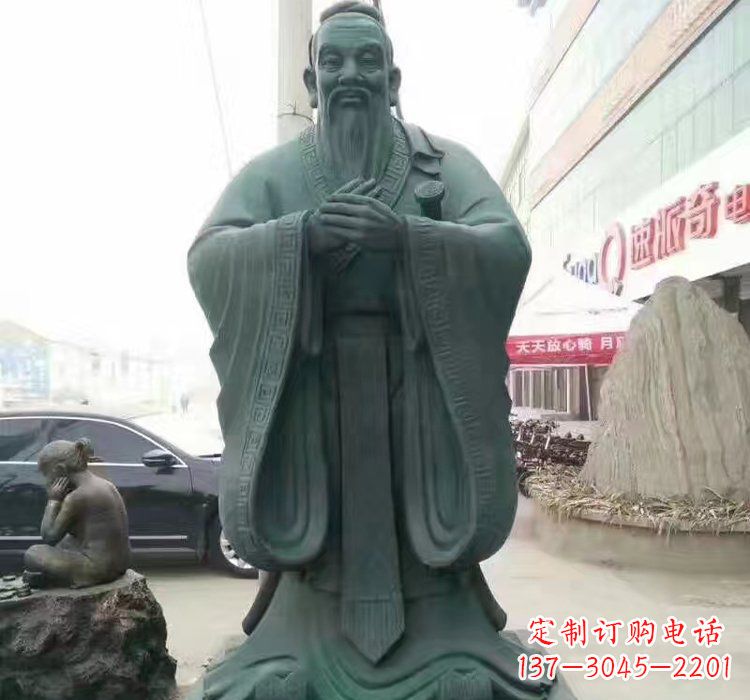 保定精美的青铜孔子雕像
