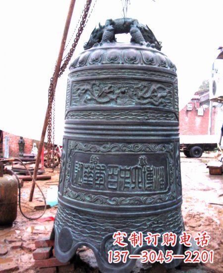 保定精美历久弥新的青铜钟雕塑