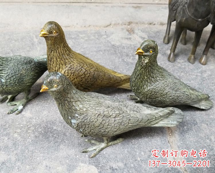 保定中领雕塑:少女与和平鸽的象征