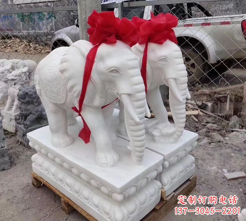 保定元宝驾驭的大象雕塑艺术