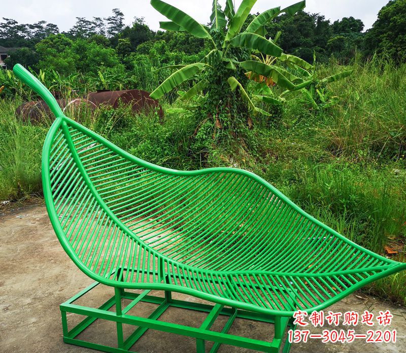 保定树叶不锈钢景观雕塑