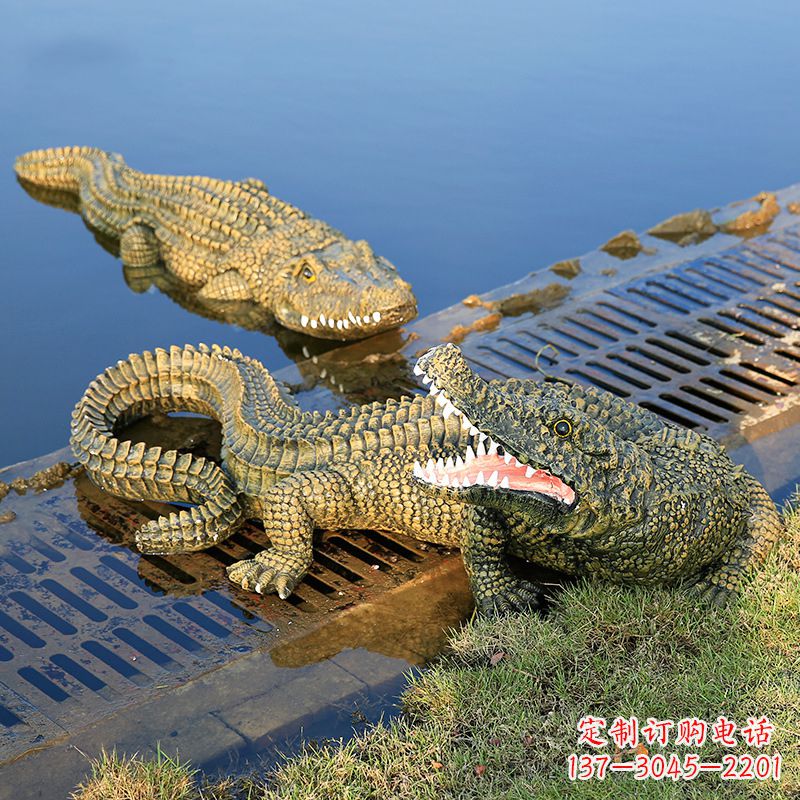 保定水塘动物摆件玻璃钢仿真鳄鱼
