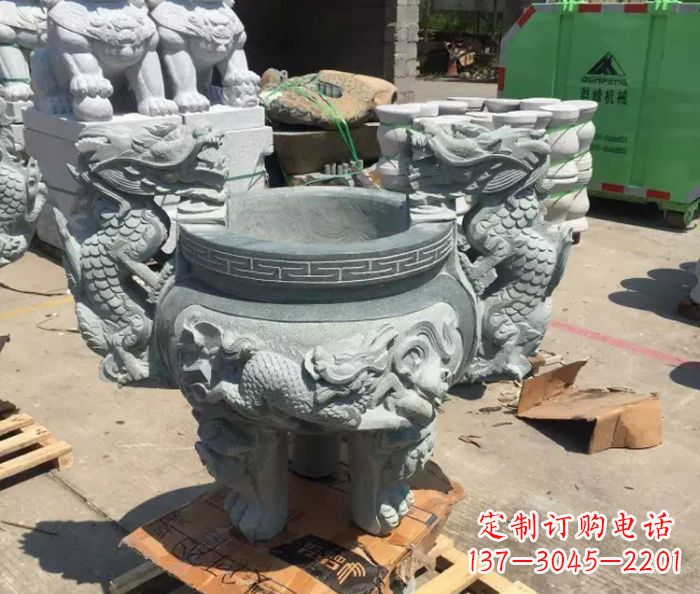 保定寺庙景观青石龙头香炉石雕 (2)