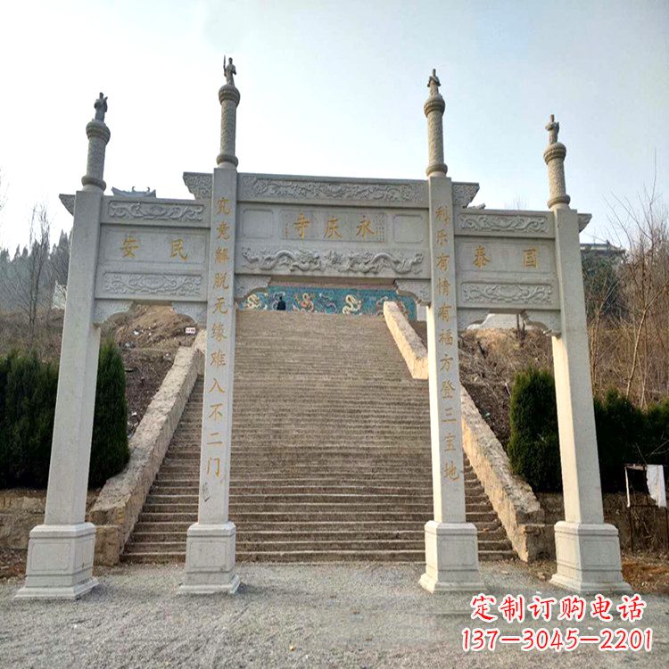 保定寺庙入口无楼牌坊