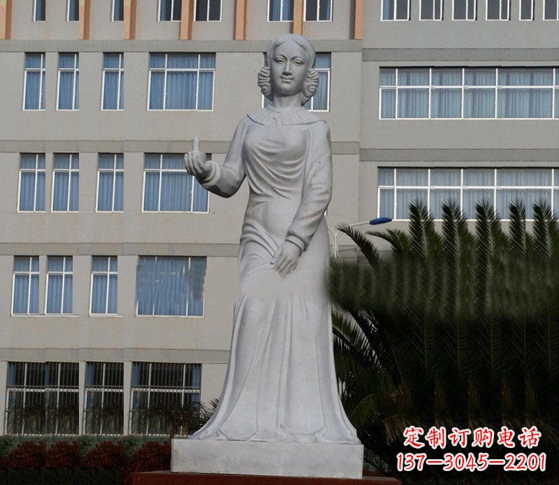保定提灯天使弗洛伦斯·南丁格尔石雕 (2)