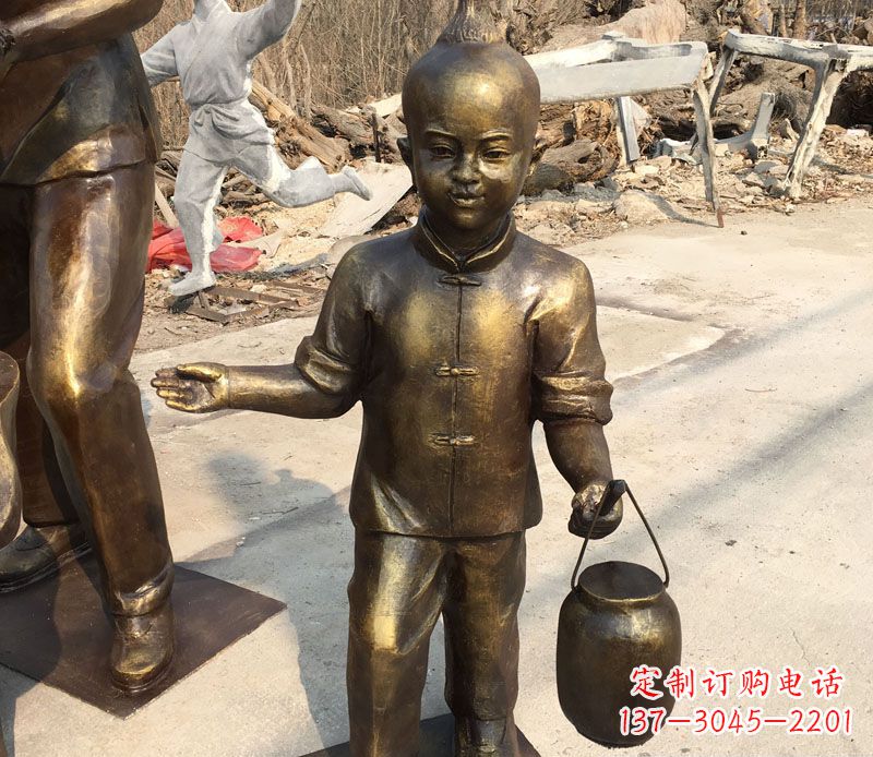 保定提灯笼的小男孩铜雕