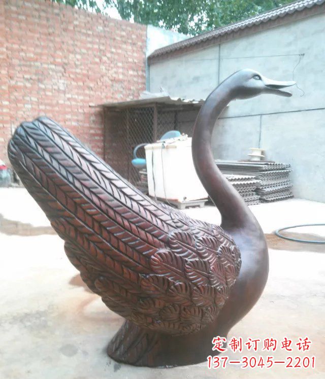 保定天鹅公园天王动物铜雕