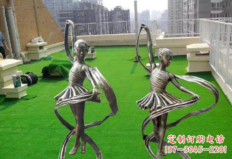 保定跳舞的女孩铜雕