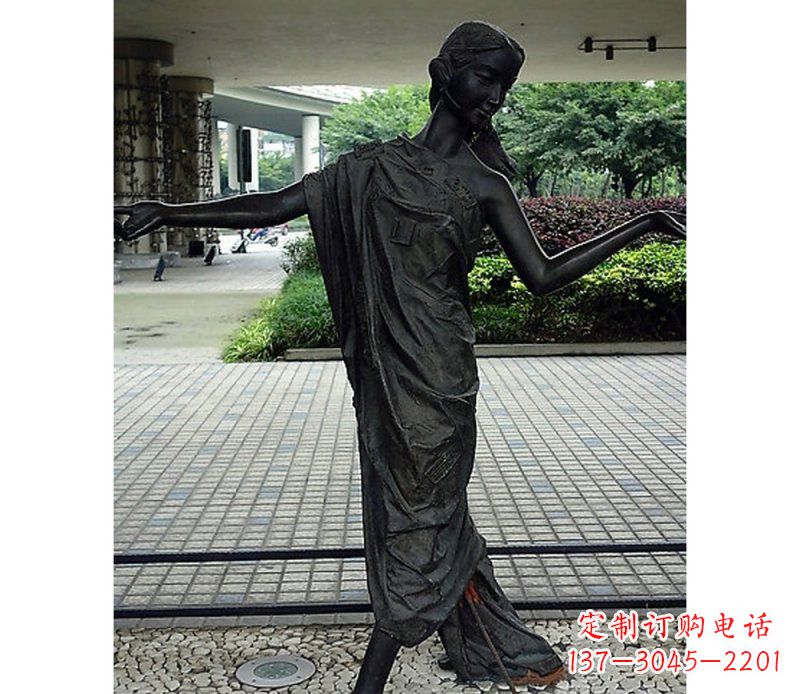 保定跳舞的女孩街边景观铜雕