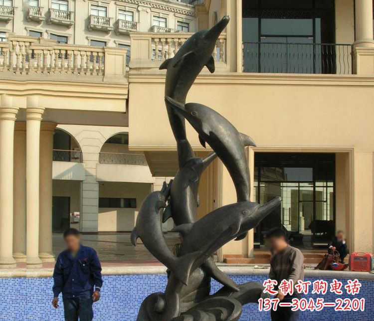 保定跳跃海豚景观铜雕