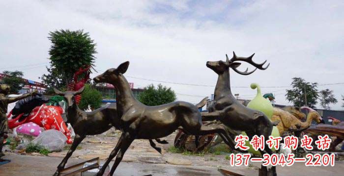 保定跳跃的小鹿铜雕