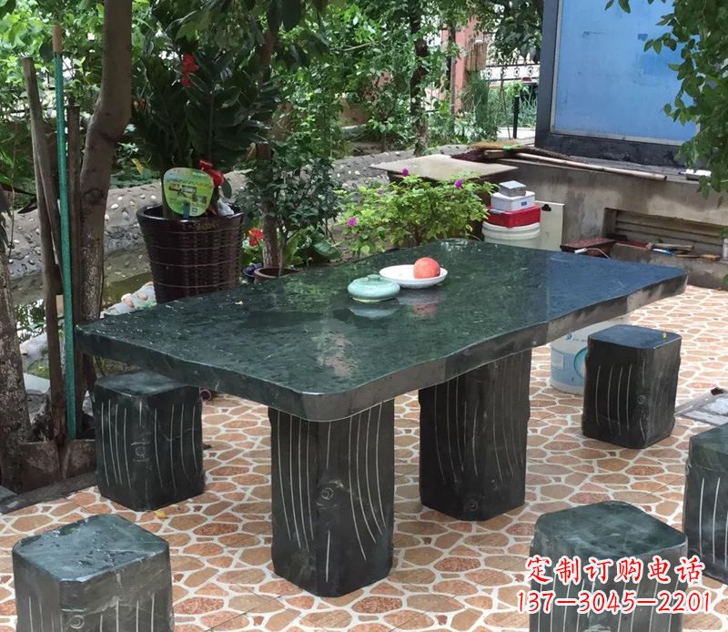 保定庭院长方形石桌凳雕塑