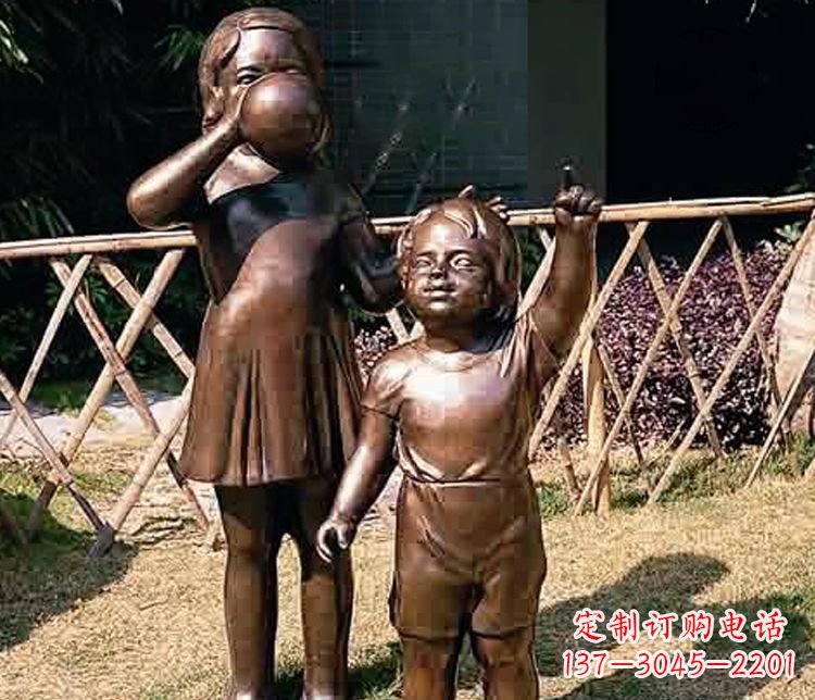保定铜雕吹气球儿童