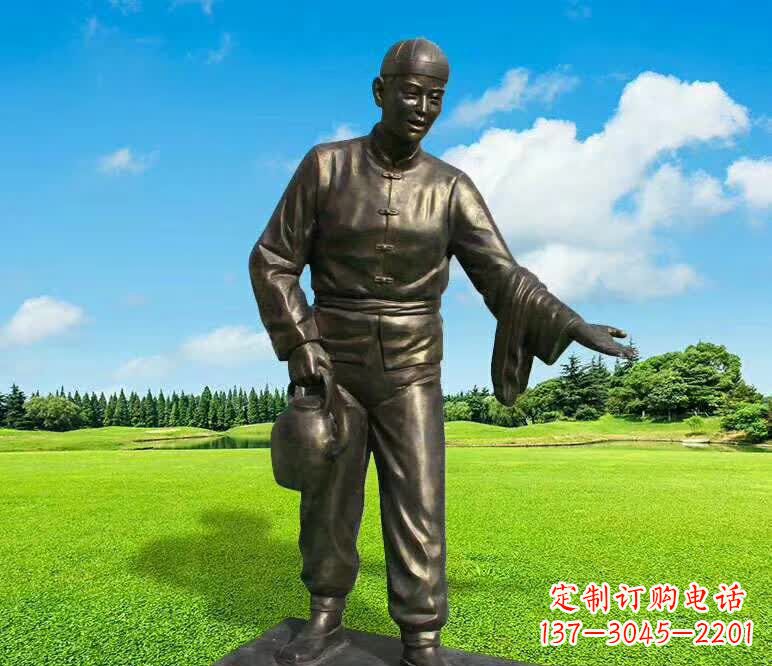 保定铜雕店小二人物雕塑1