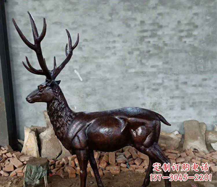 保定铜雕户外公园动物雕塑鹿摆件