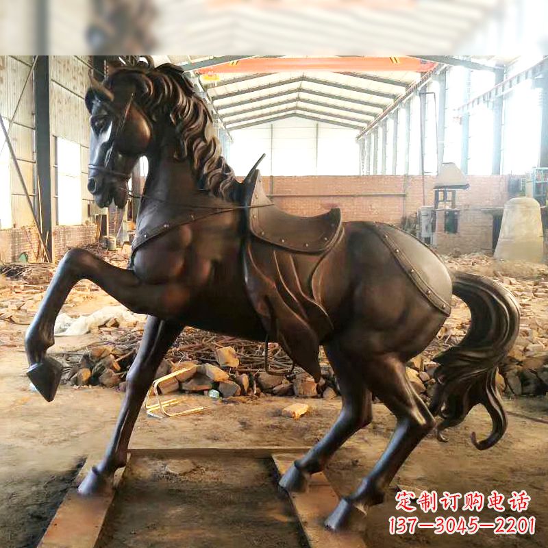 保定铜雕战马