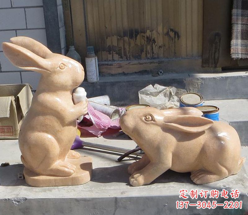 保定兔子石雕公园动物摆件