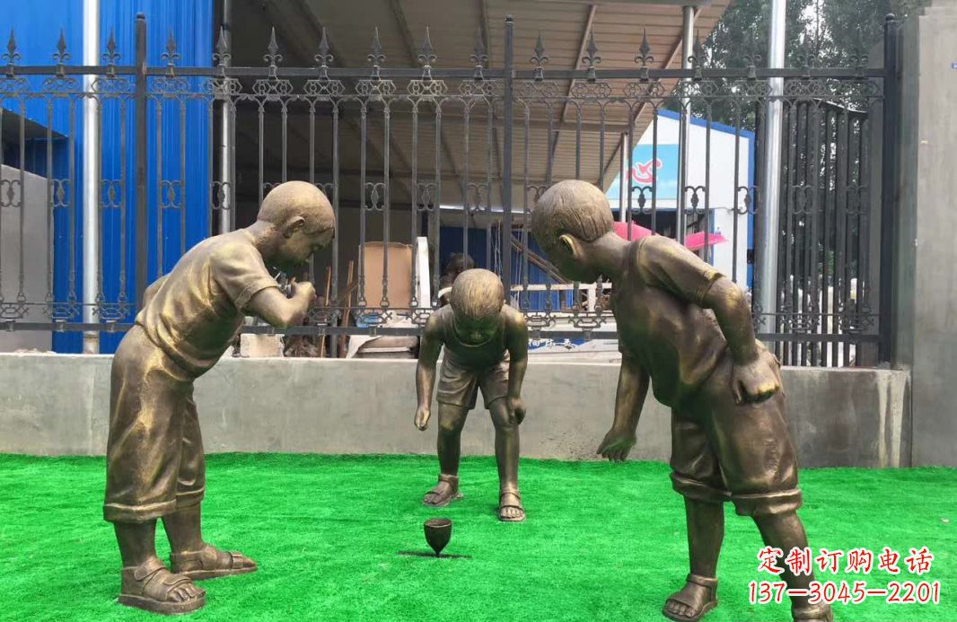 保定玩陀螺儿童铜雕塑